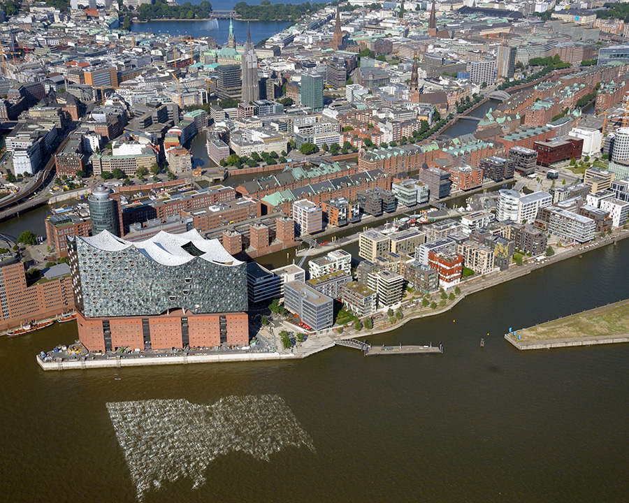 Elphi mit Spiegelung und Speicherstadt #11.02